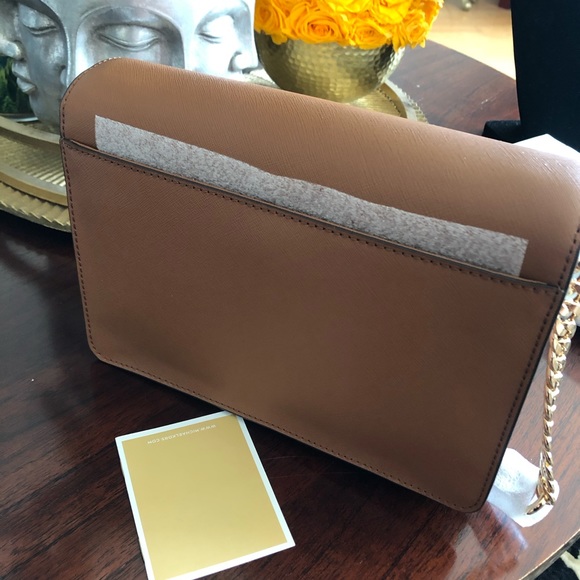 MICHAEL Michael Kors Daniela Crossbody - Picture 8 of 14